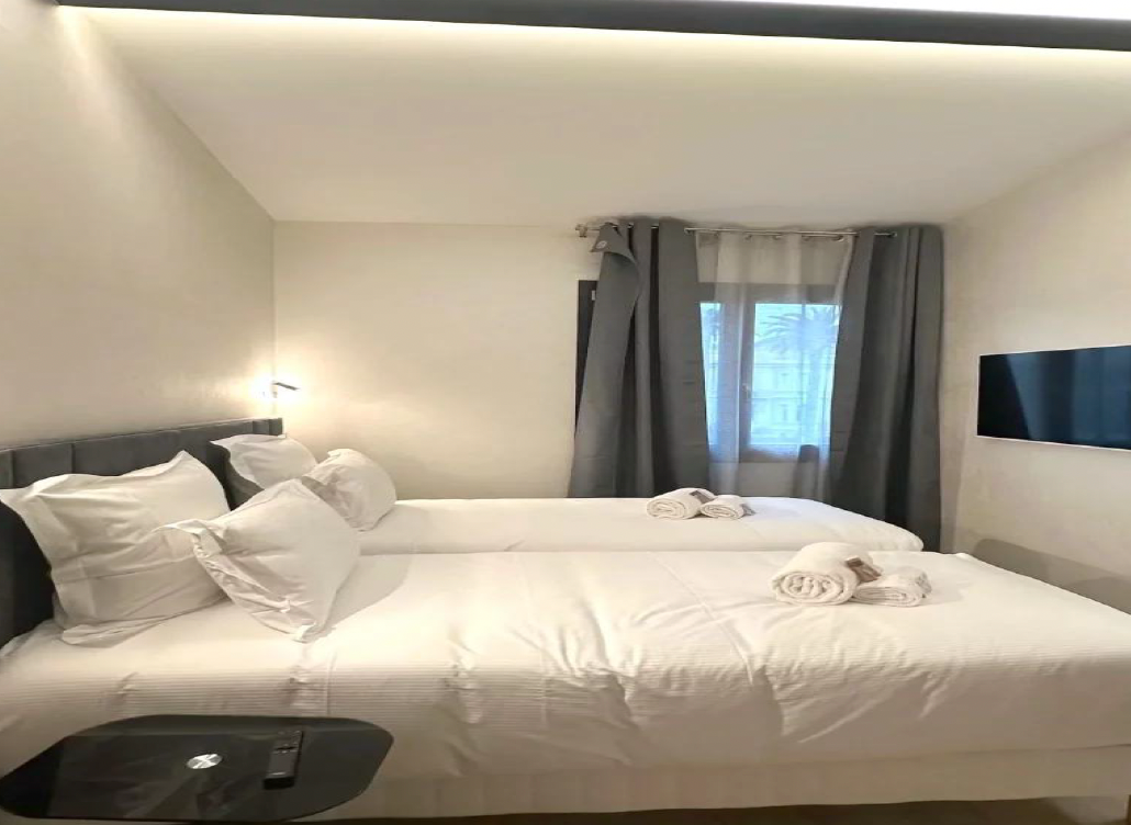 ID 621  - 6 BEDROOM TRIPLEX TOWNHOUSE 6