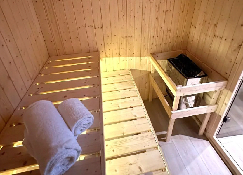 ID 621  - 6 BEDROOM TRIPLEX TOWNHOUSE 25