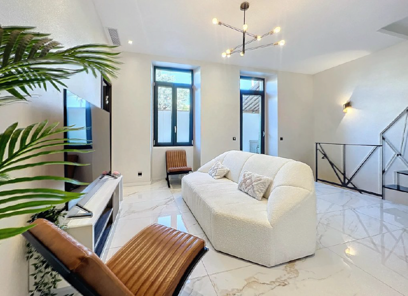 ID 621  - 6 BEDROOM TRIPLEX TOWNHOUSE 20