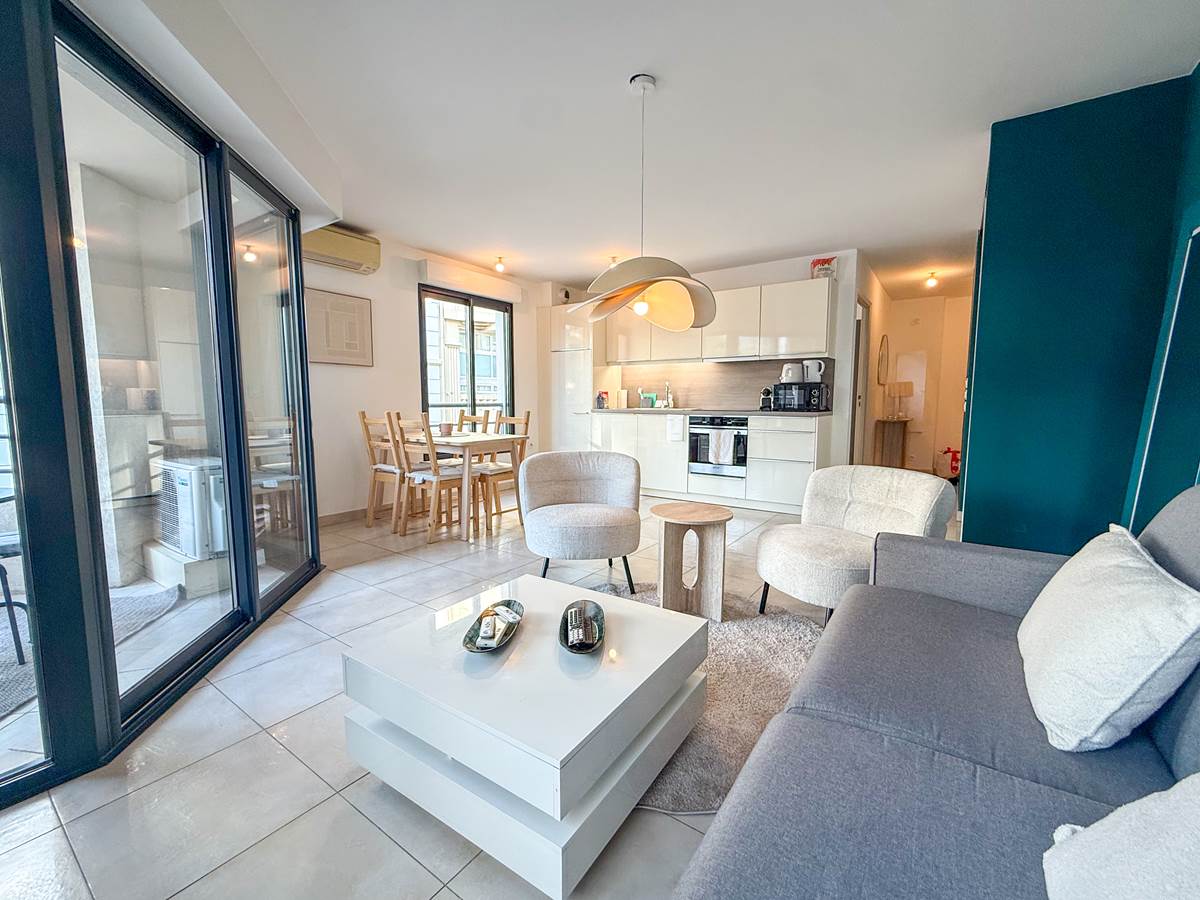 ID 102 BONE - 1 BEDROOM 4