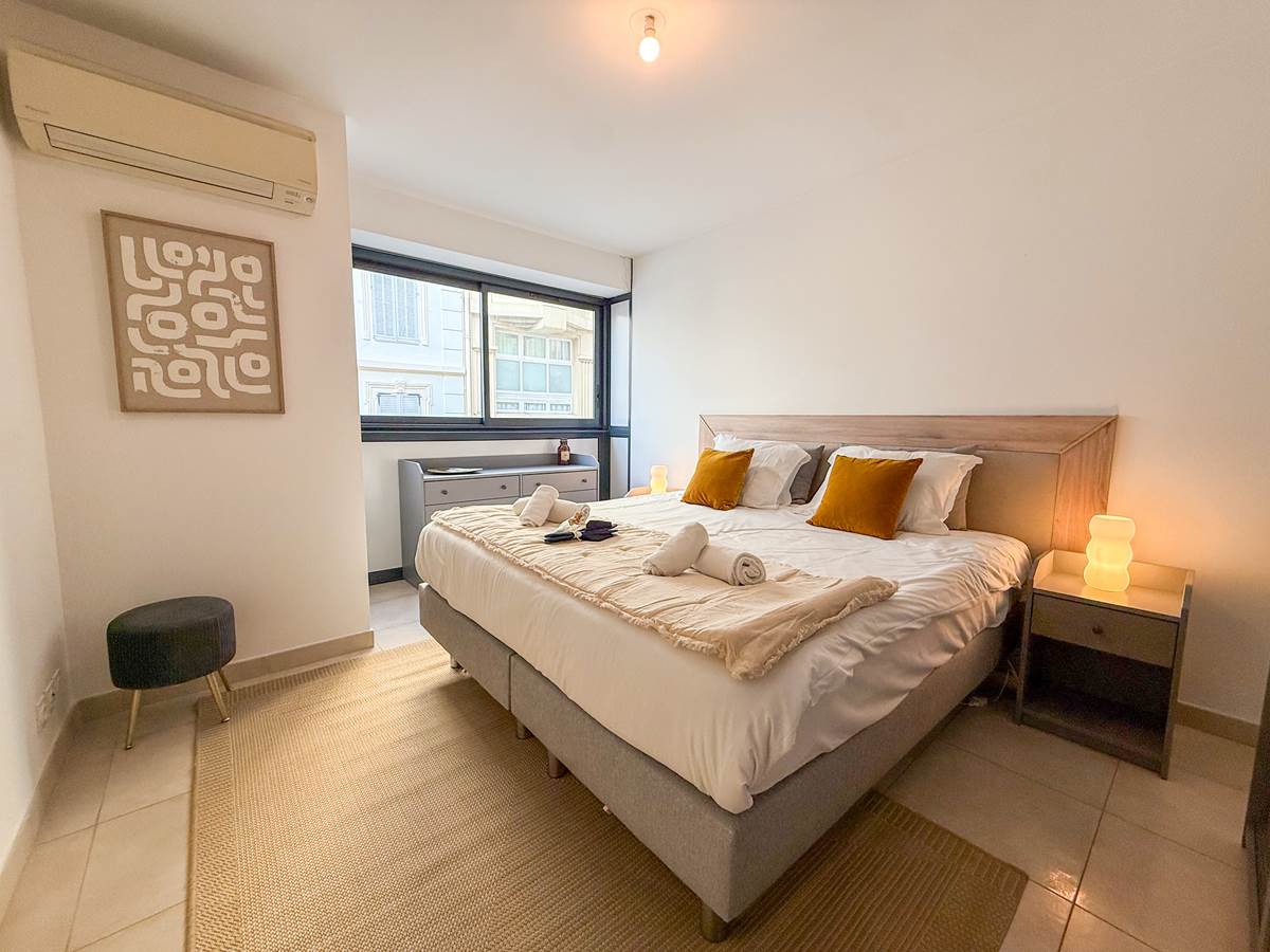 ID 102 BONE - 1 BEDROOM 6