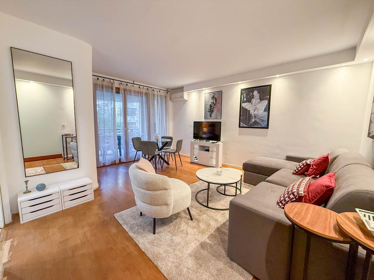 ID 1009 LORRAINE - 1 BEDROOM 12