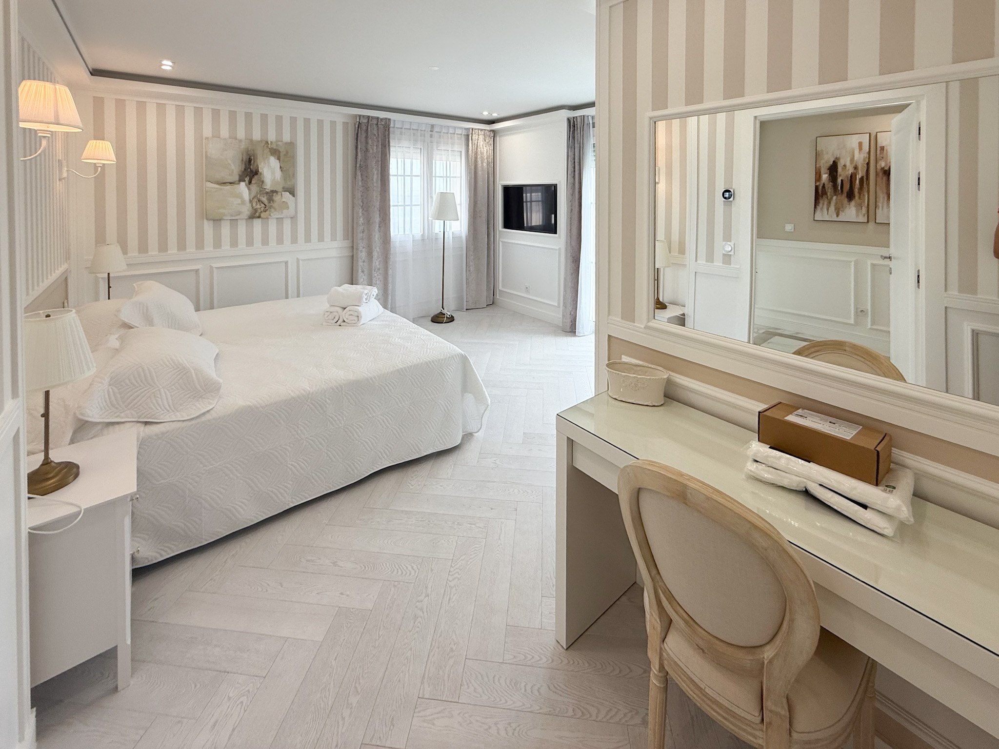 VILLA JUIN  - 5 BEDROOM 7