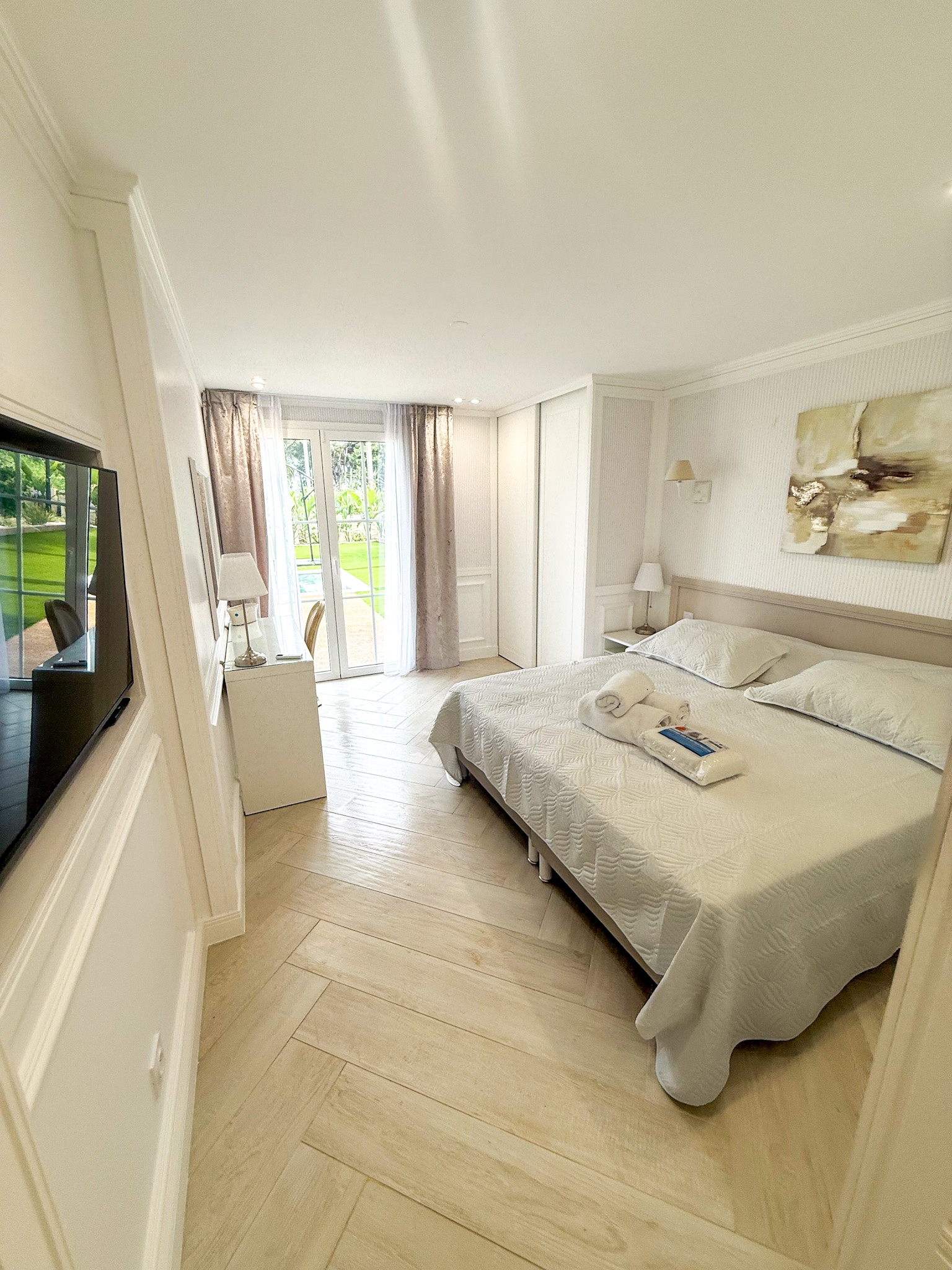 VILLA JUIN  - 5 BEDROOM 21