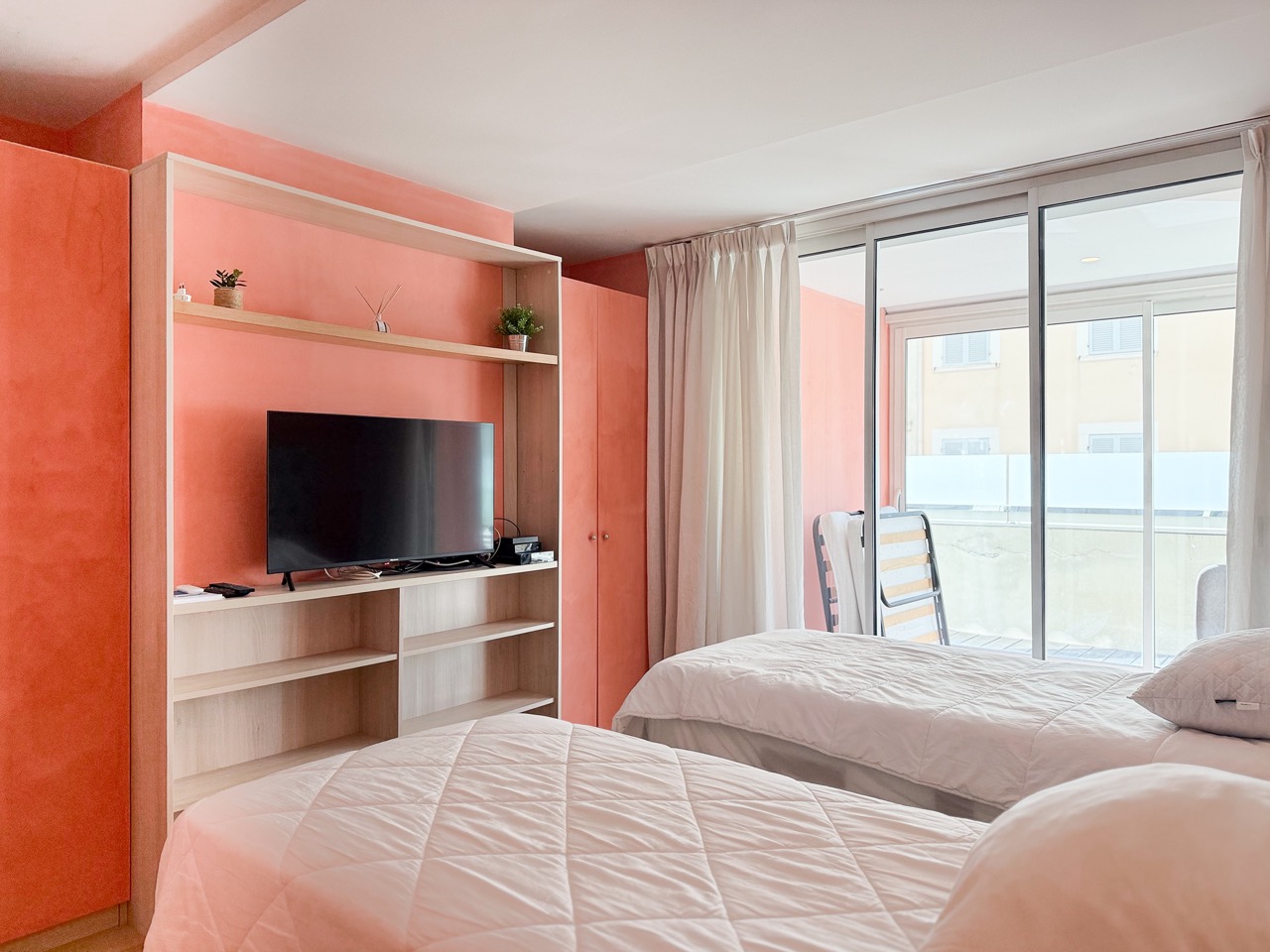 ID 245 45 CROISETTE- 2 CHAMBRES 16