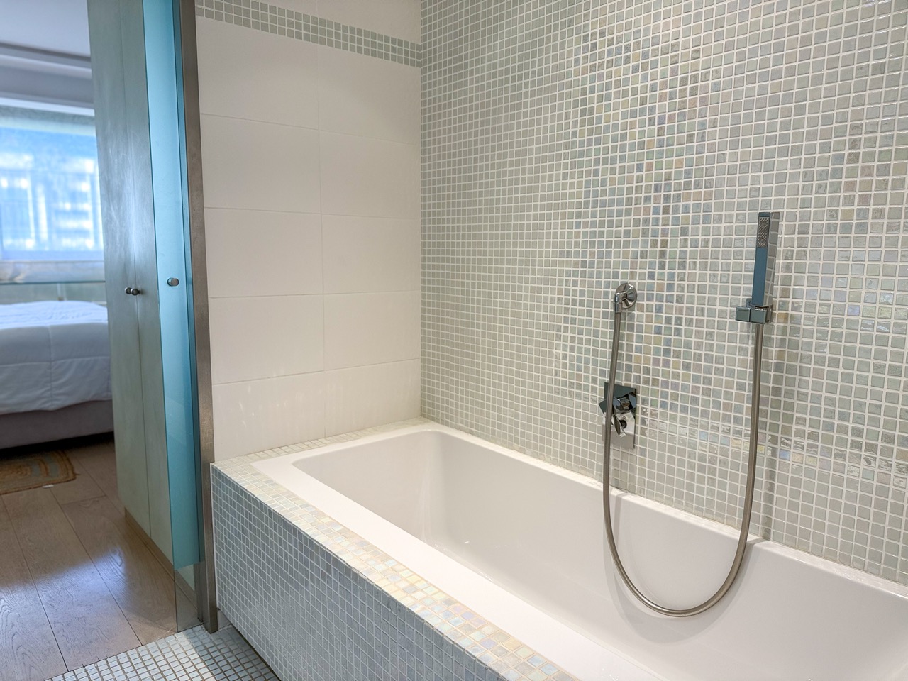 ID 245 45 CROISETTE- 2 CHAMBRES 26