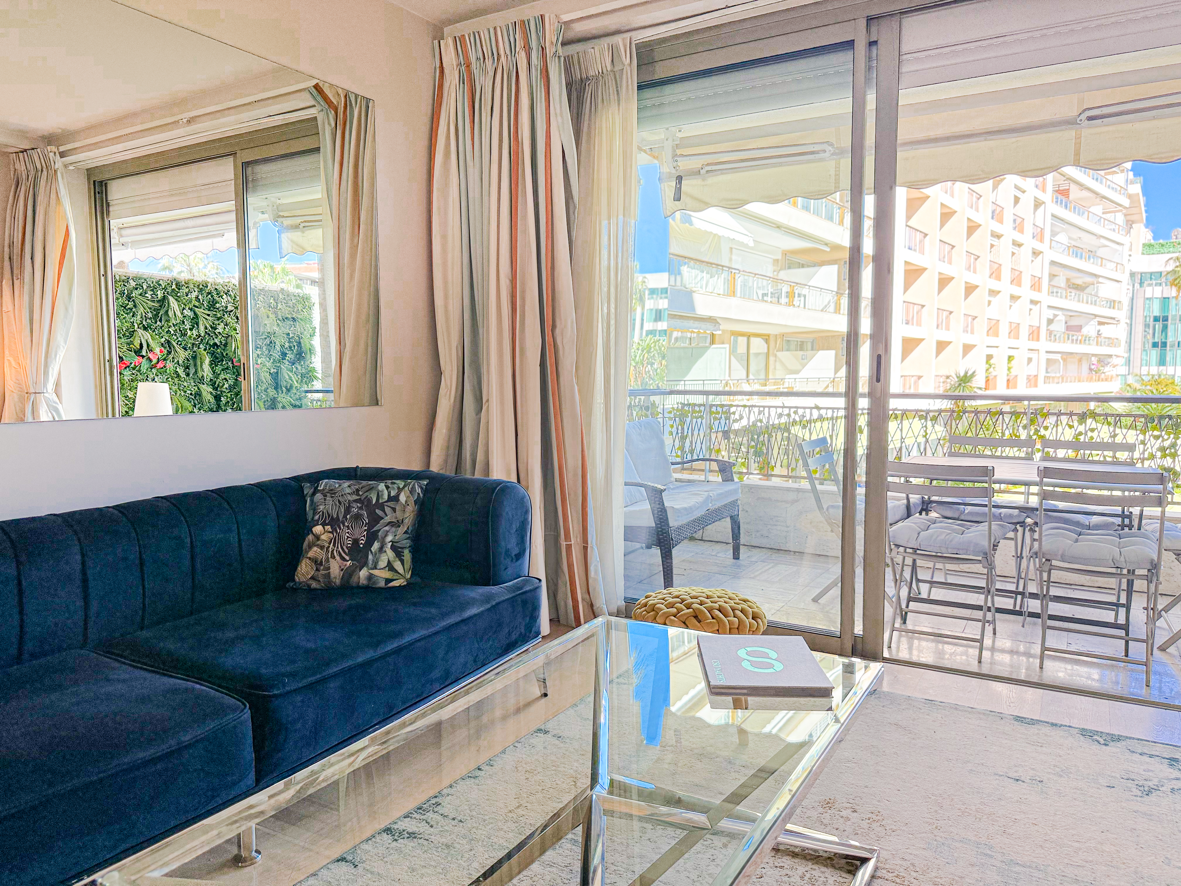 ID 245 45 CROISETTE- 2 CHAMBRES 23