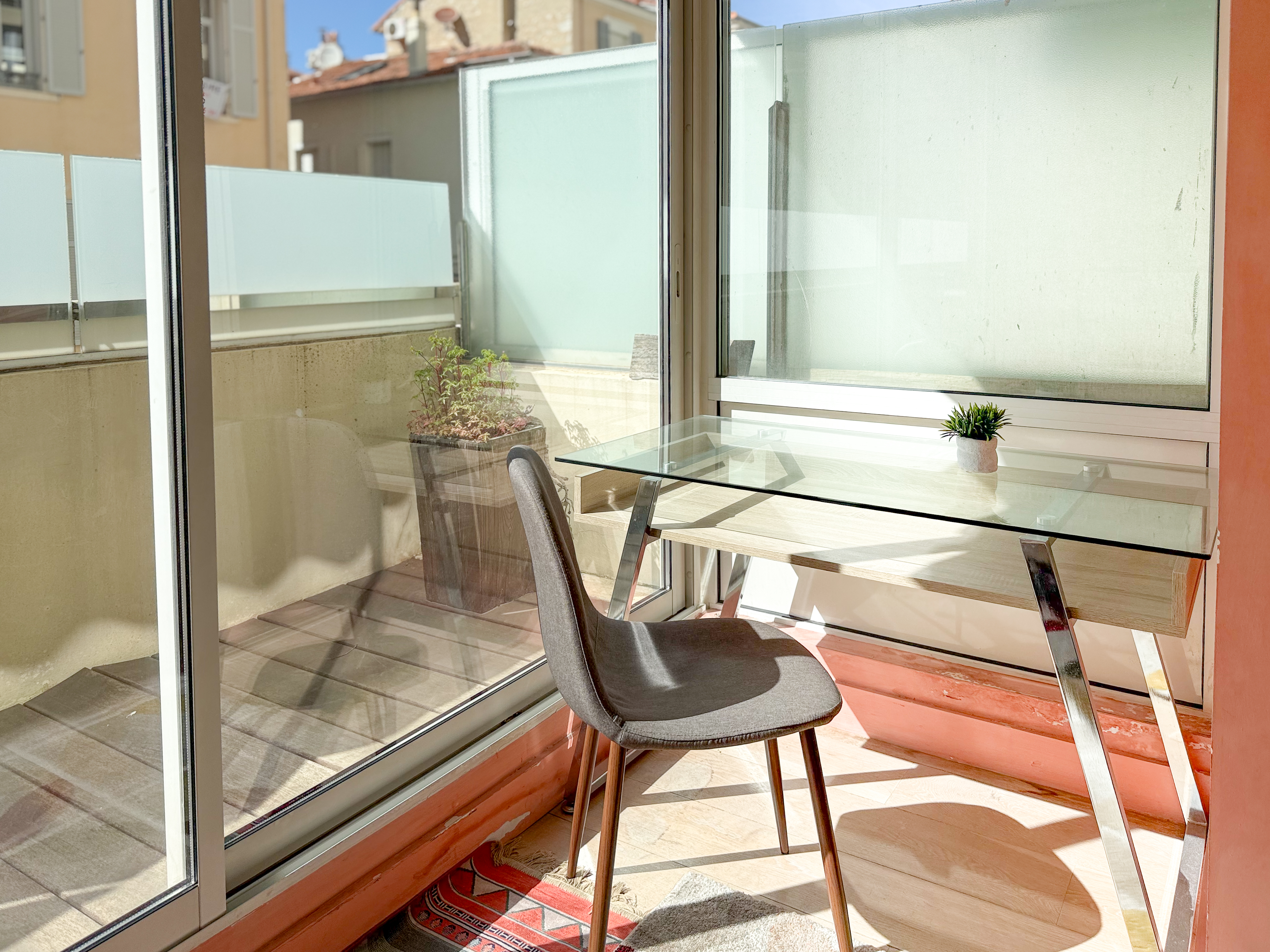 ID 245 45 CROISETTE- 2 CHAMBRES 24