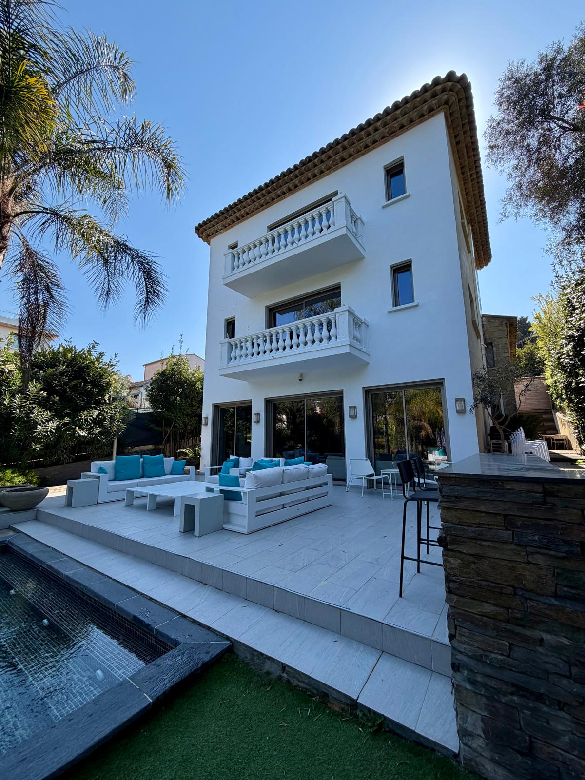 VILLA HAMO - 6 BEDROOMS 5