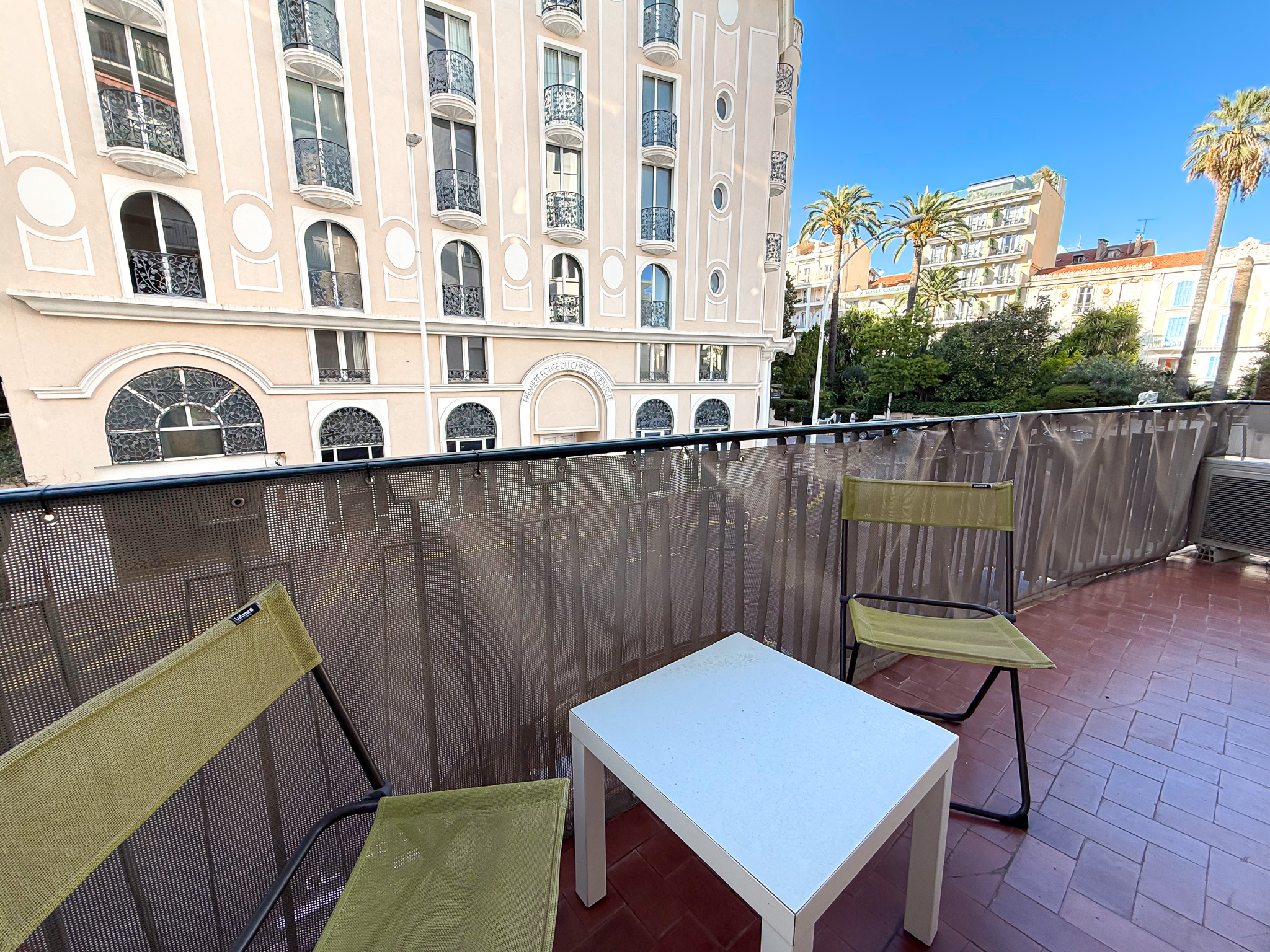 ID 109 ANGERS - 1 BEDROOM 12