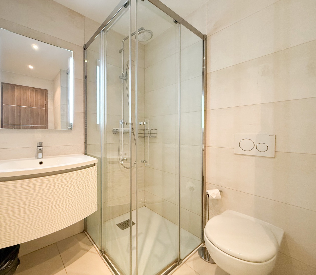 ID 308 DUMAS  - 3 BEDROOMS 7