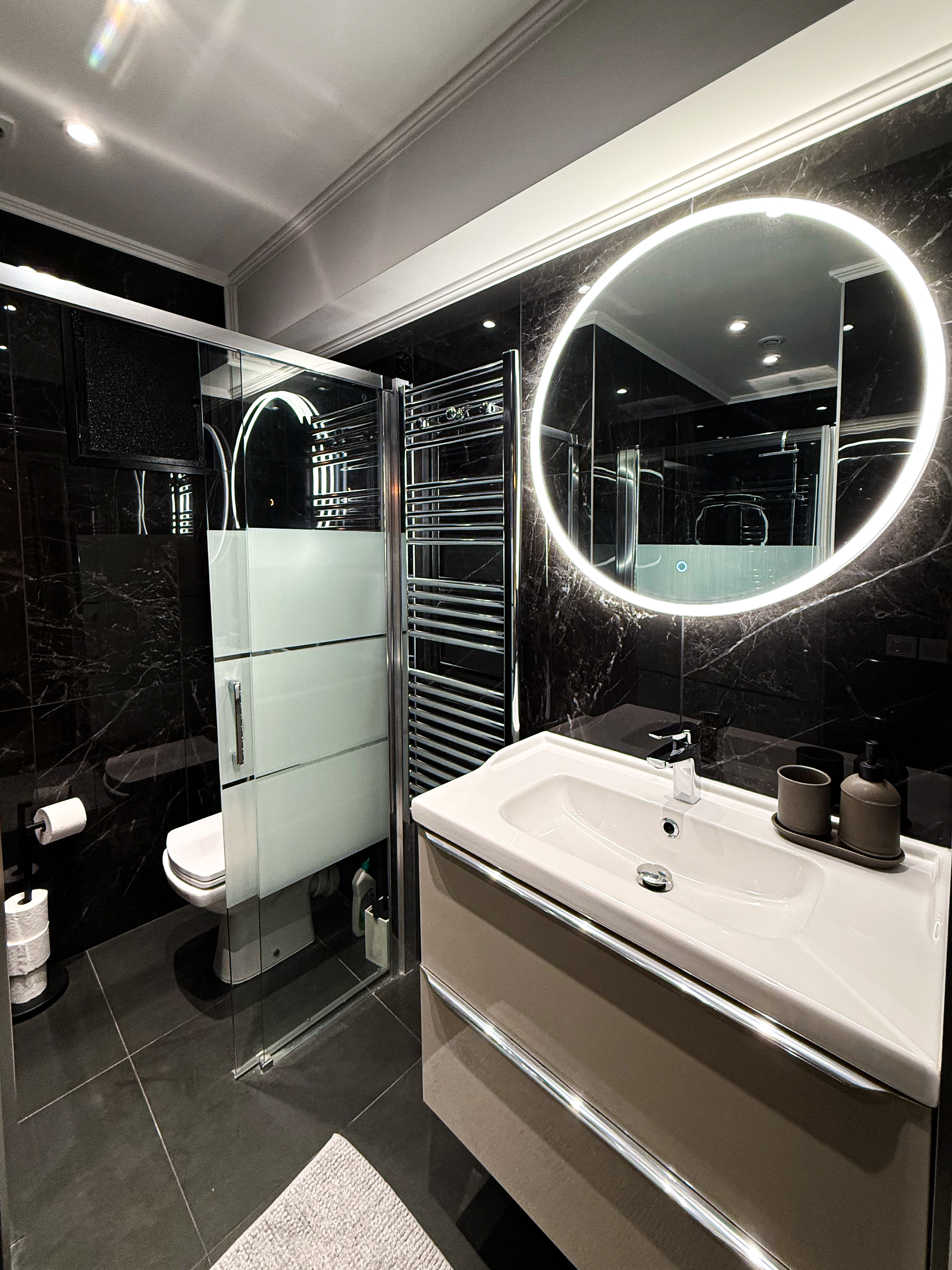 ID 211 LATOUR MAUBOURG - 2 BEDROOM 5