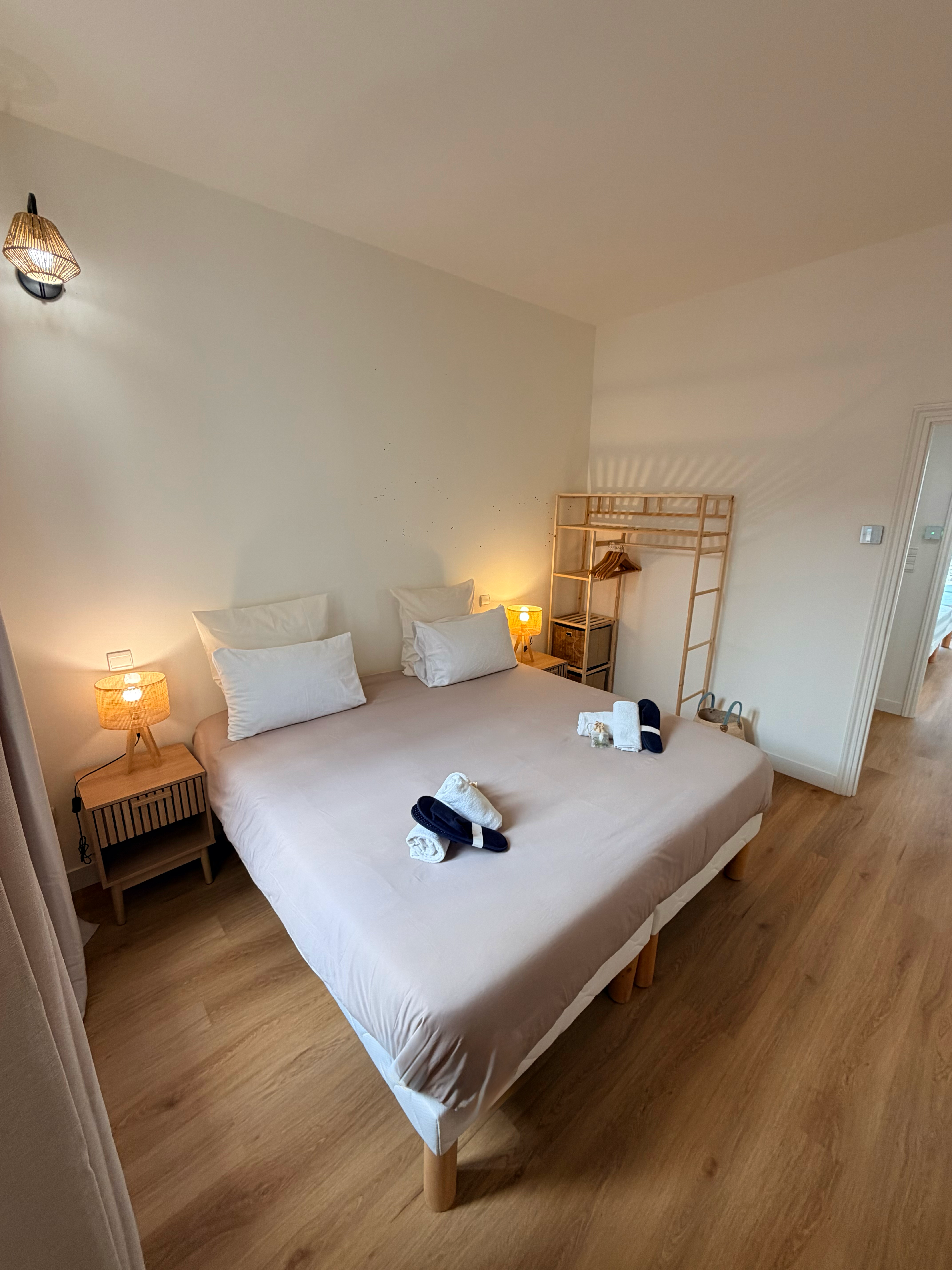 ID 218 MACE 2 BEDROOMS 8