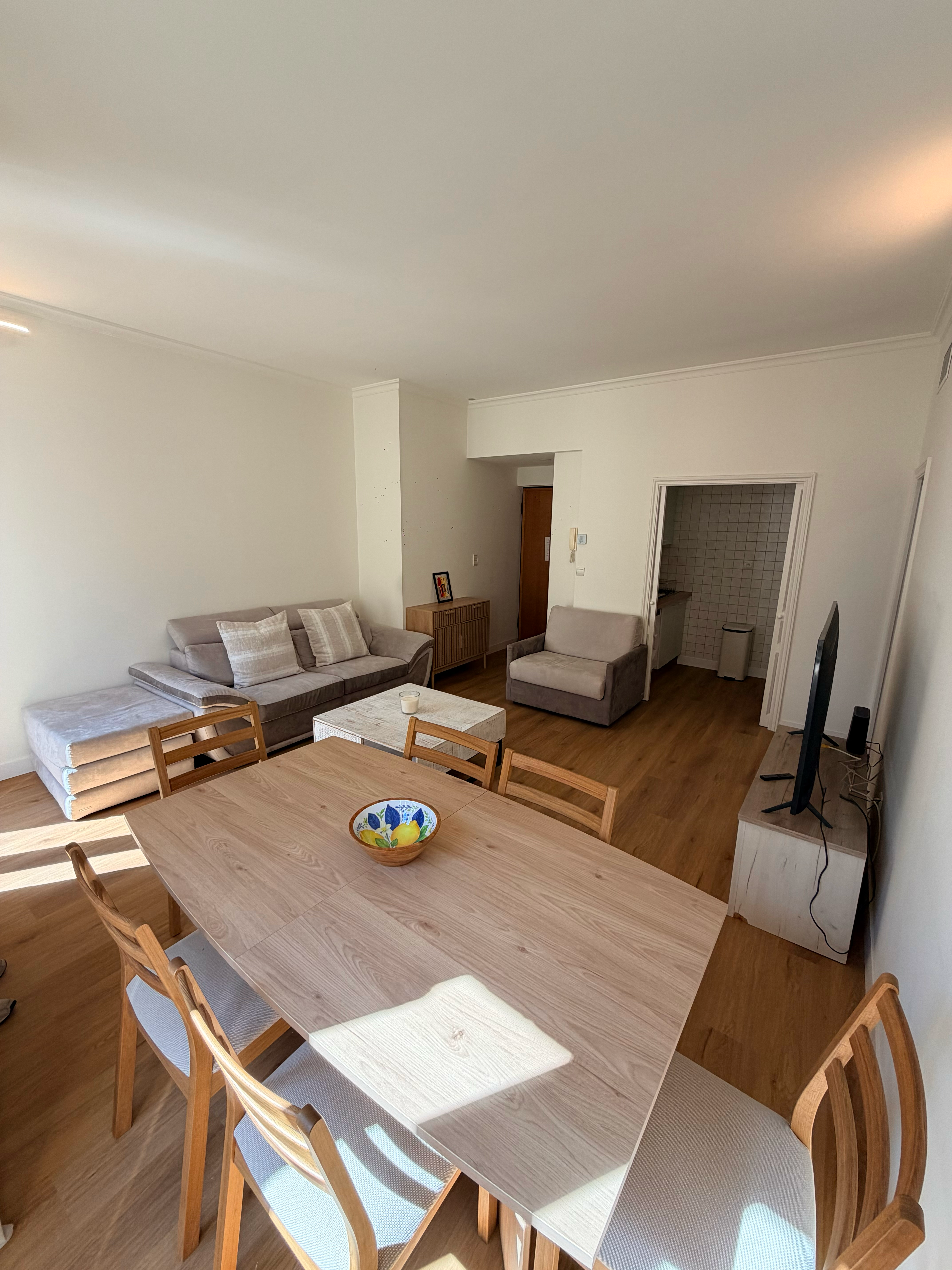 ID 218 MACE 2 BEDROOMS 4