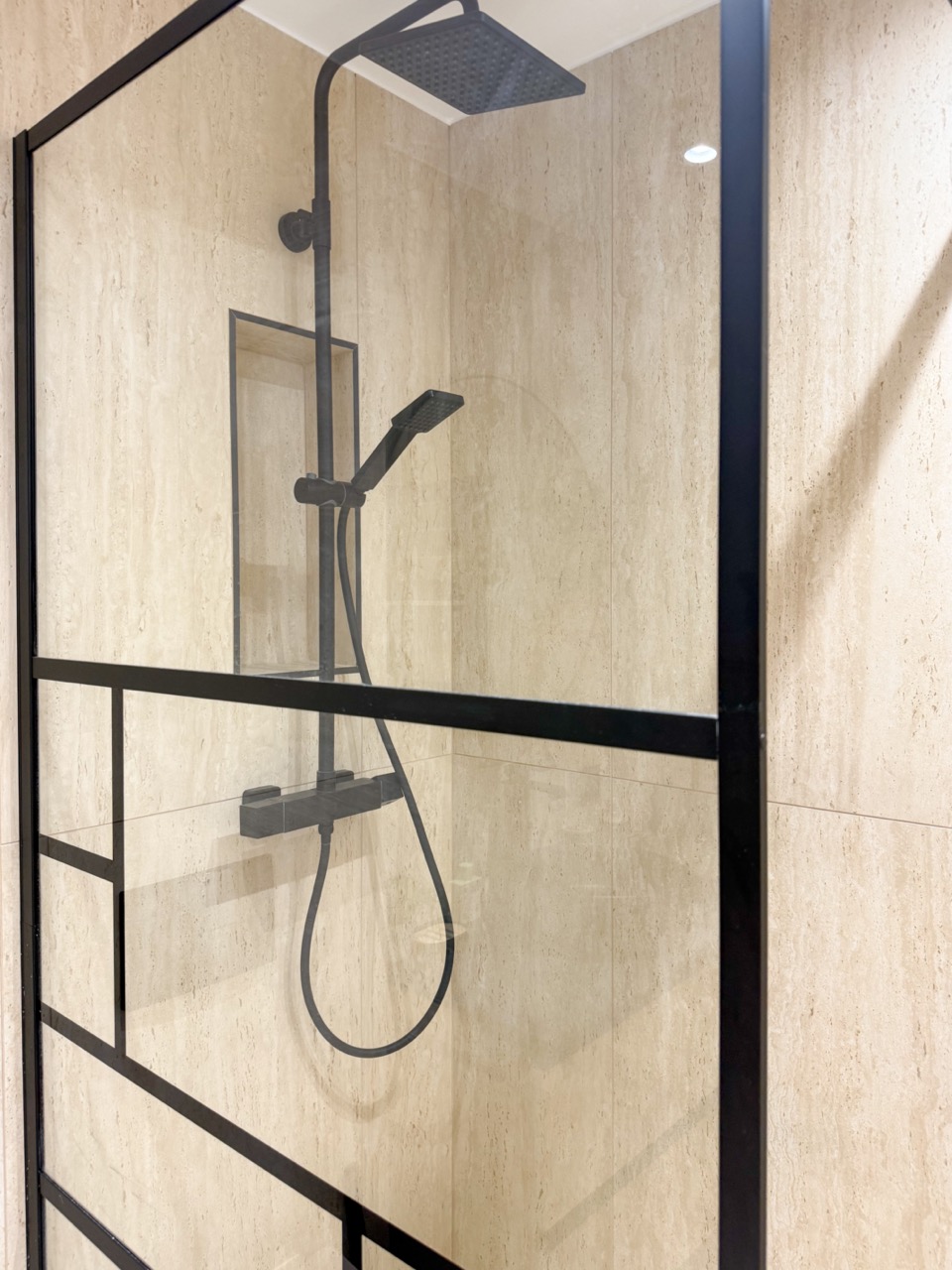 ID 361 CLEMENCEAU GARDEN  - 3 BEDROOMS 10