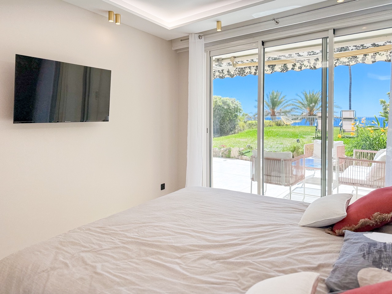 ID 361 CLEMENCEAU GARDEN  - 3 BEDROOMS 7