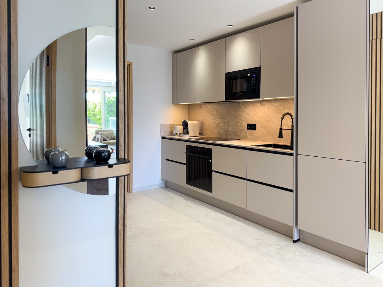 ID 361 CLEMENCEAU GARDEN  - 3 BEDROOMS 13