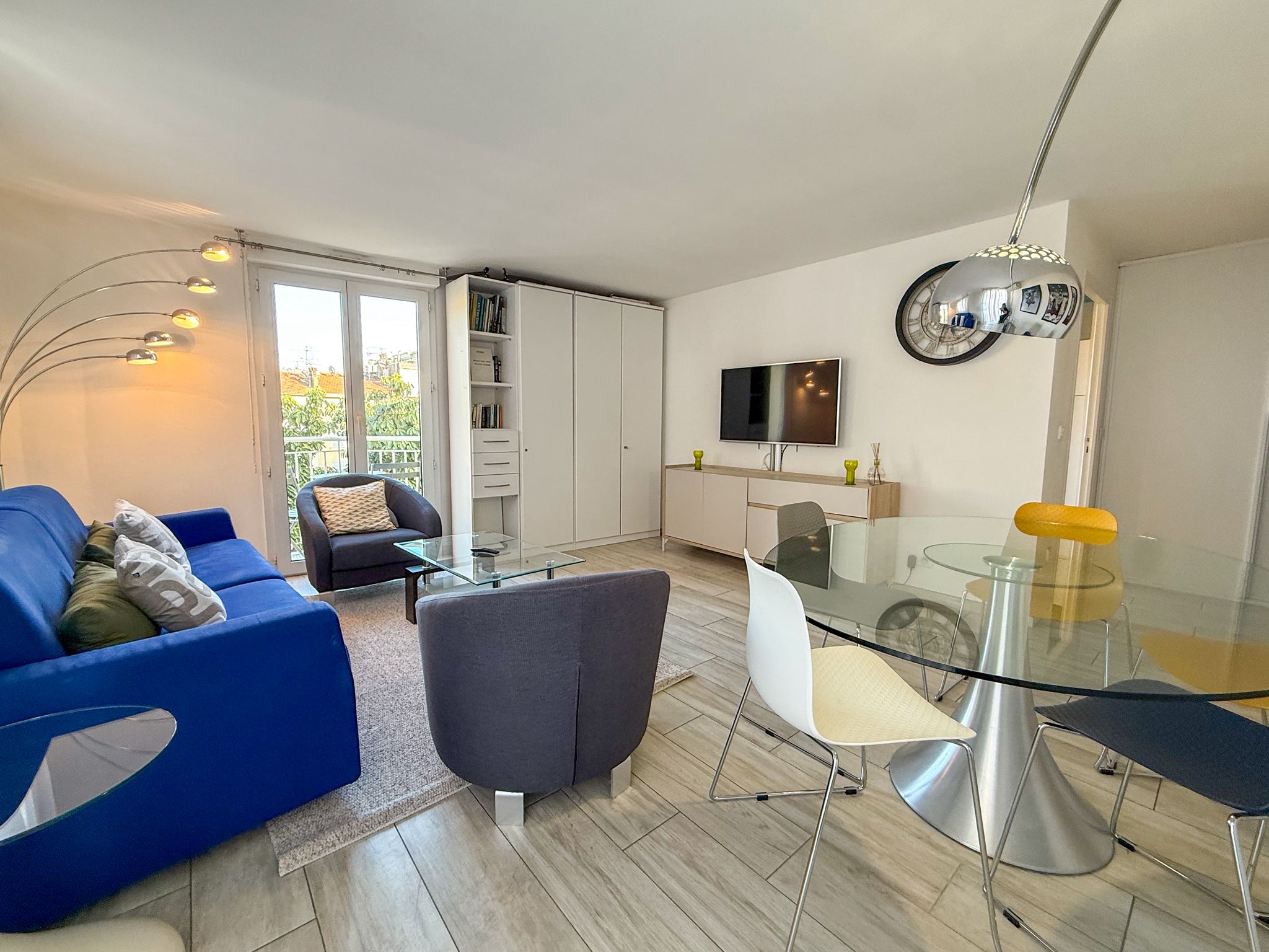 ID 208 MACE  - 2 BEDROOMS 3