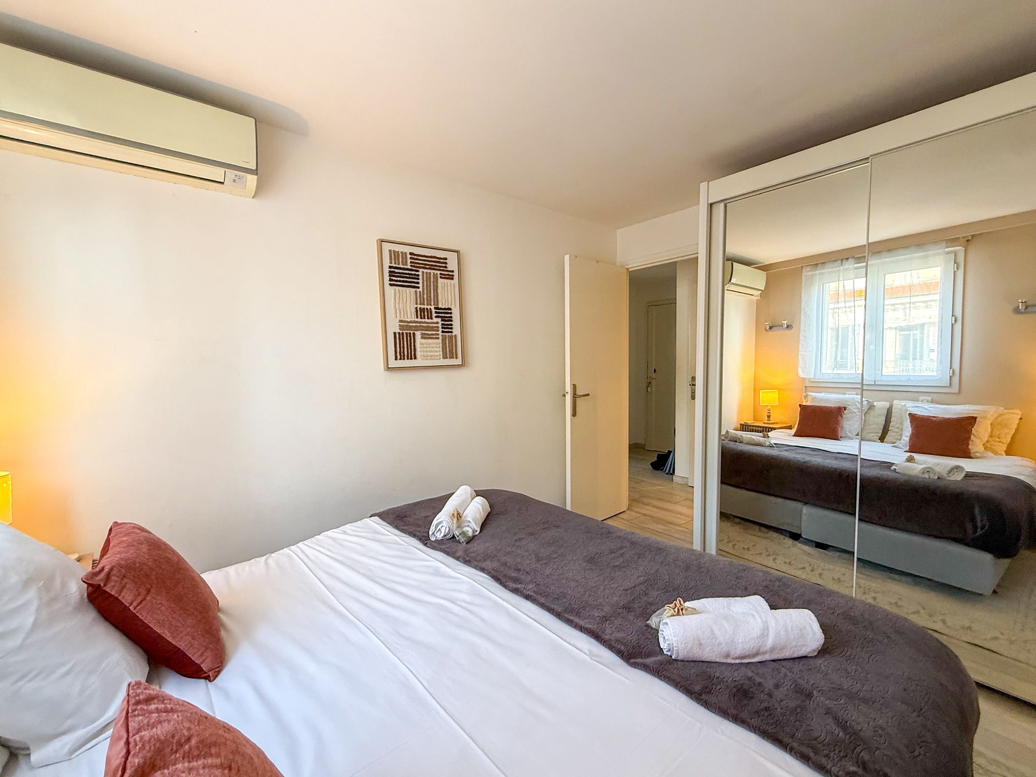 ID 208 MACE  - 2 BEDROOMS 12