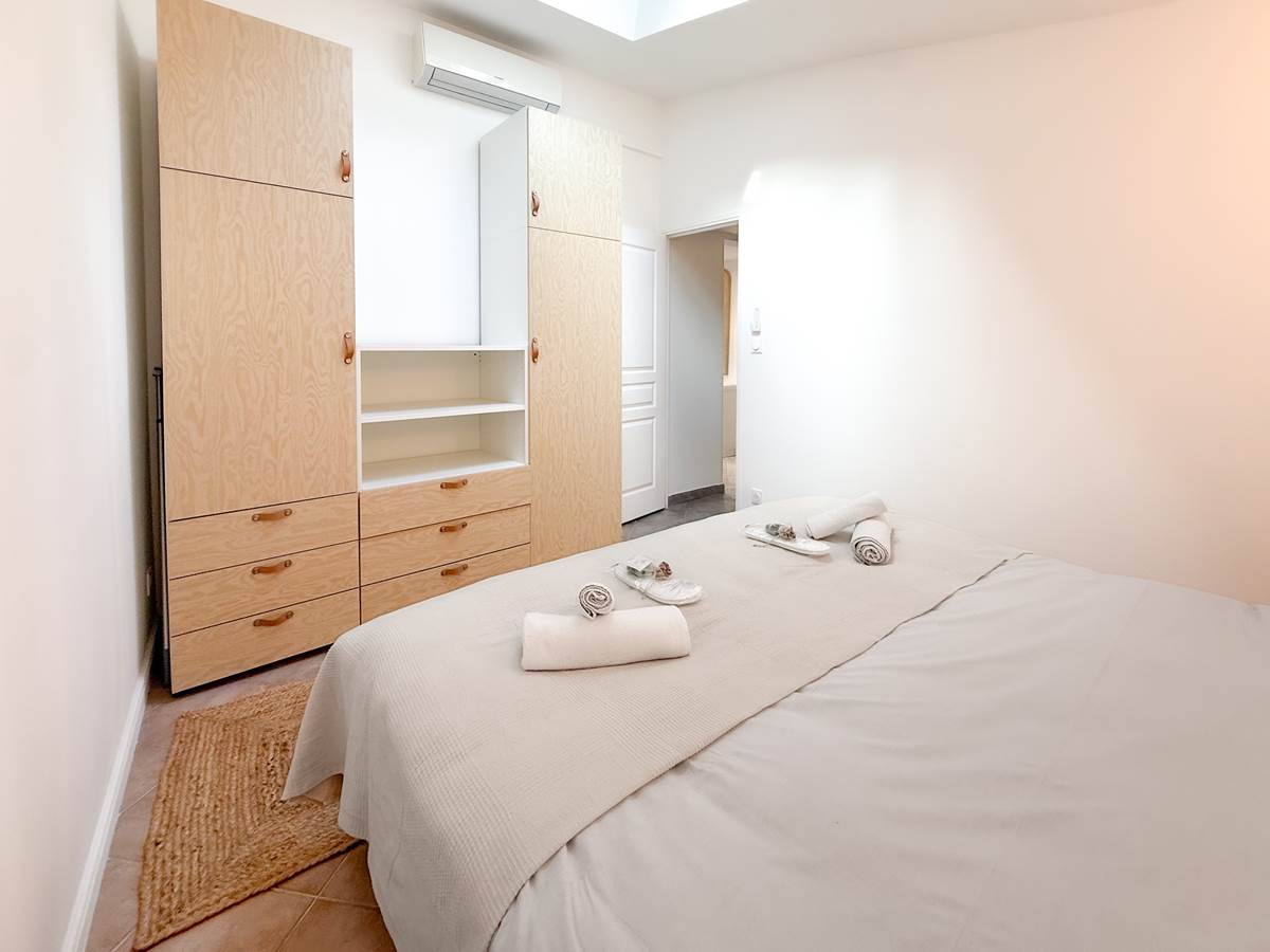 ID 235 MEYNADIER   - 2 BEDROOMS 13