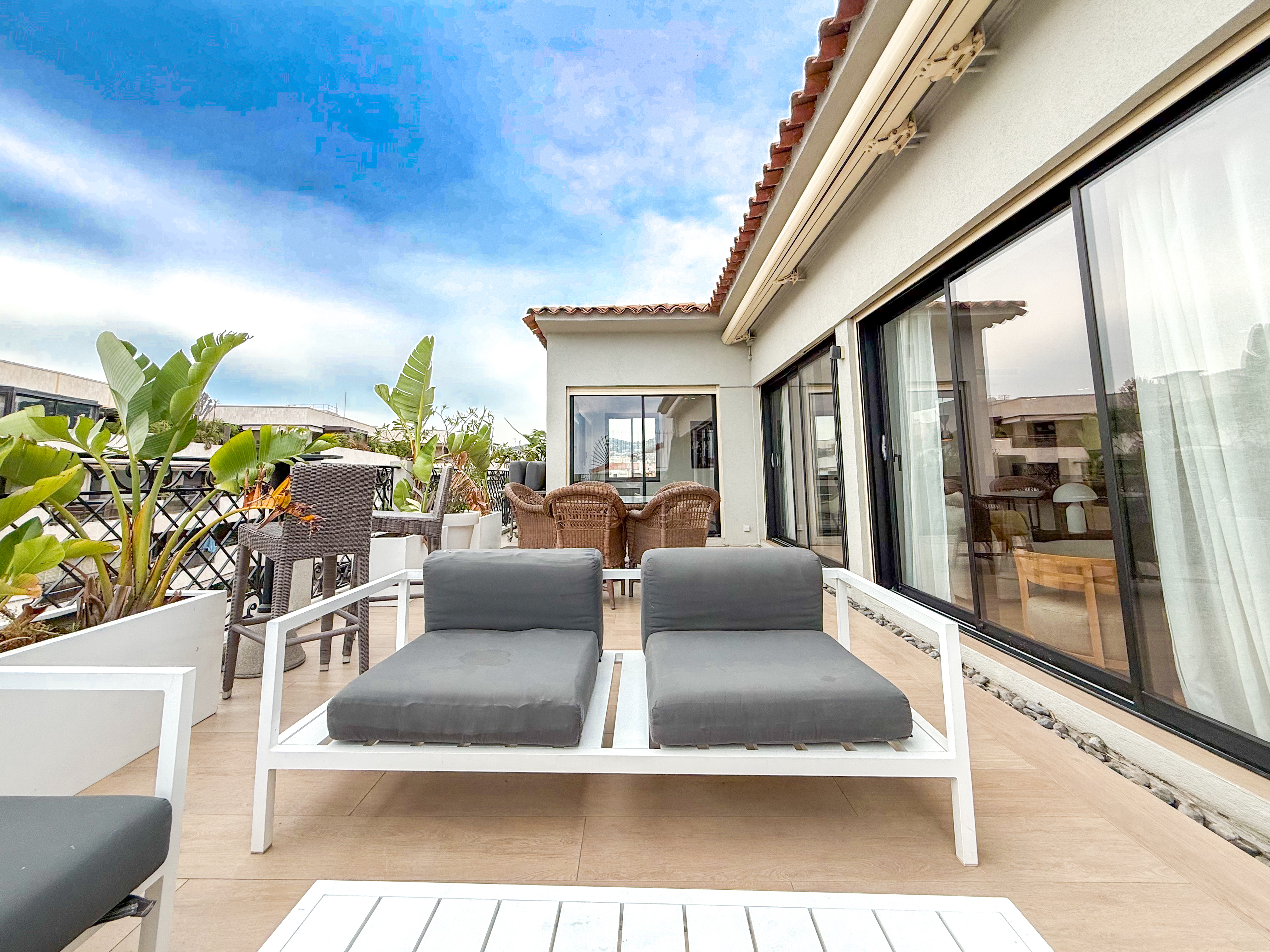 ID 221 ETATS UNIS -  2 BEDROOMS PENTHOUSE 32