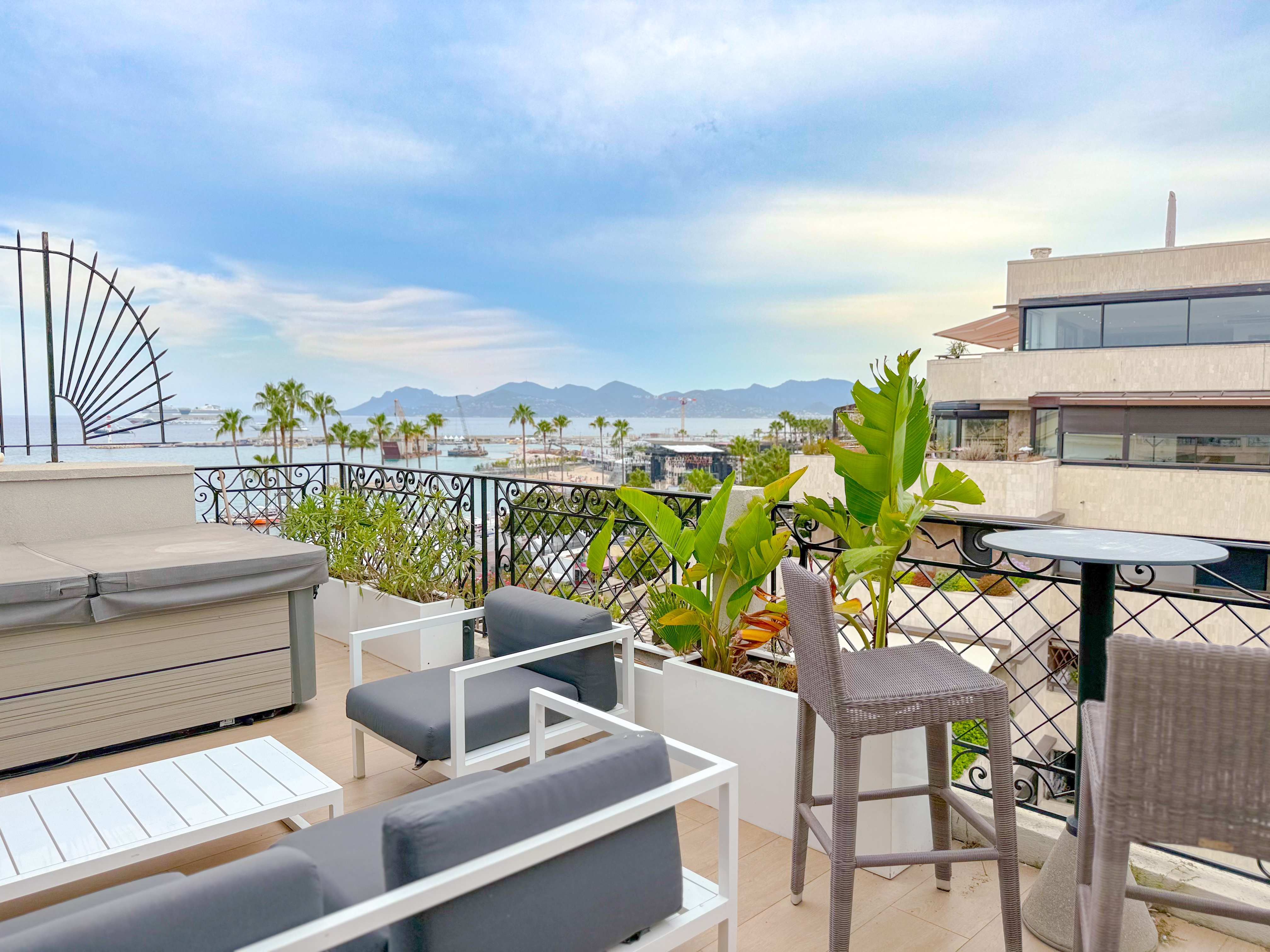 ID 221 ETATS UNIS -  2 BEDROOMS PENTHOUSE 28