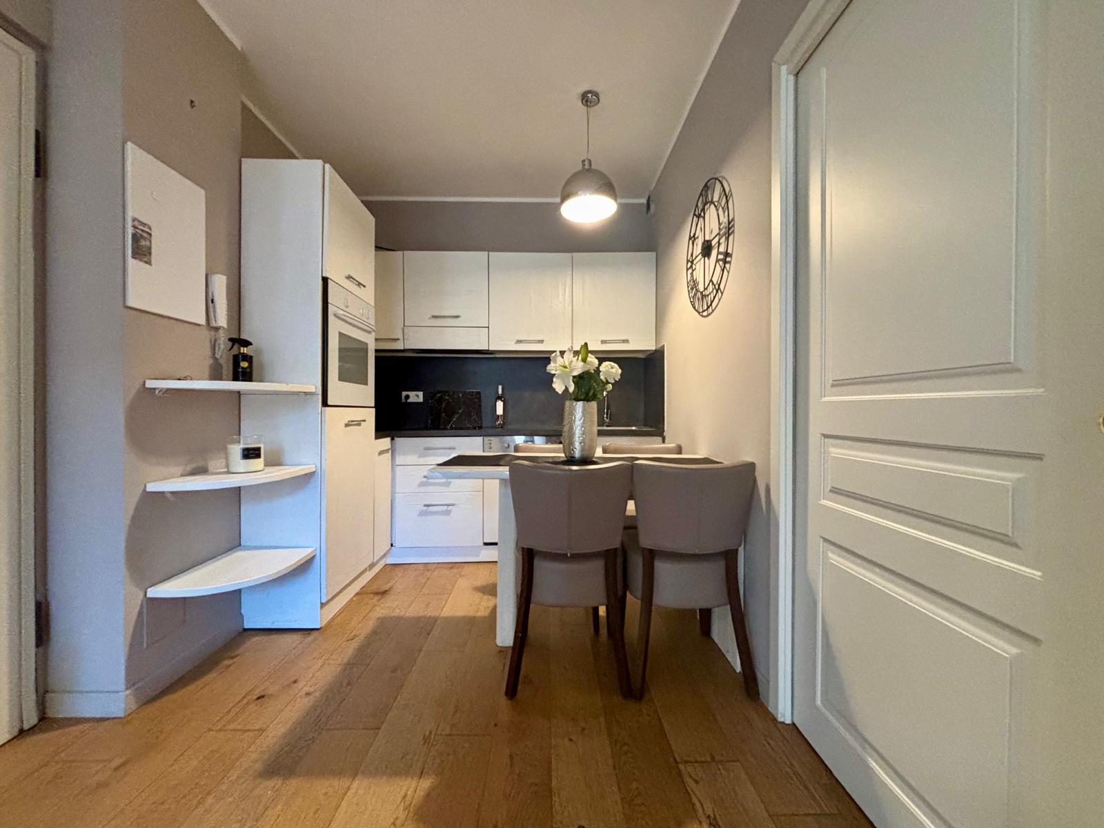 ID 124 NAPOLEON - 1 BEDROOM 5