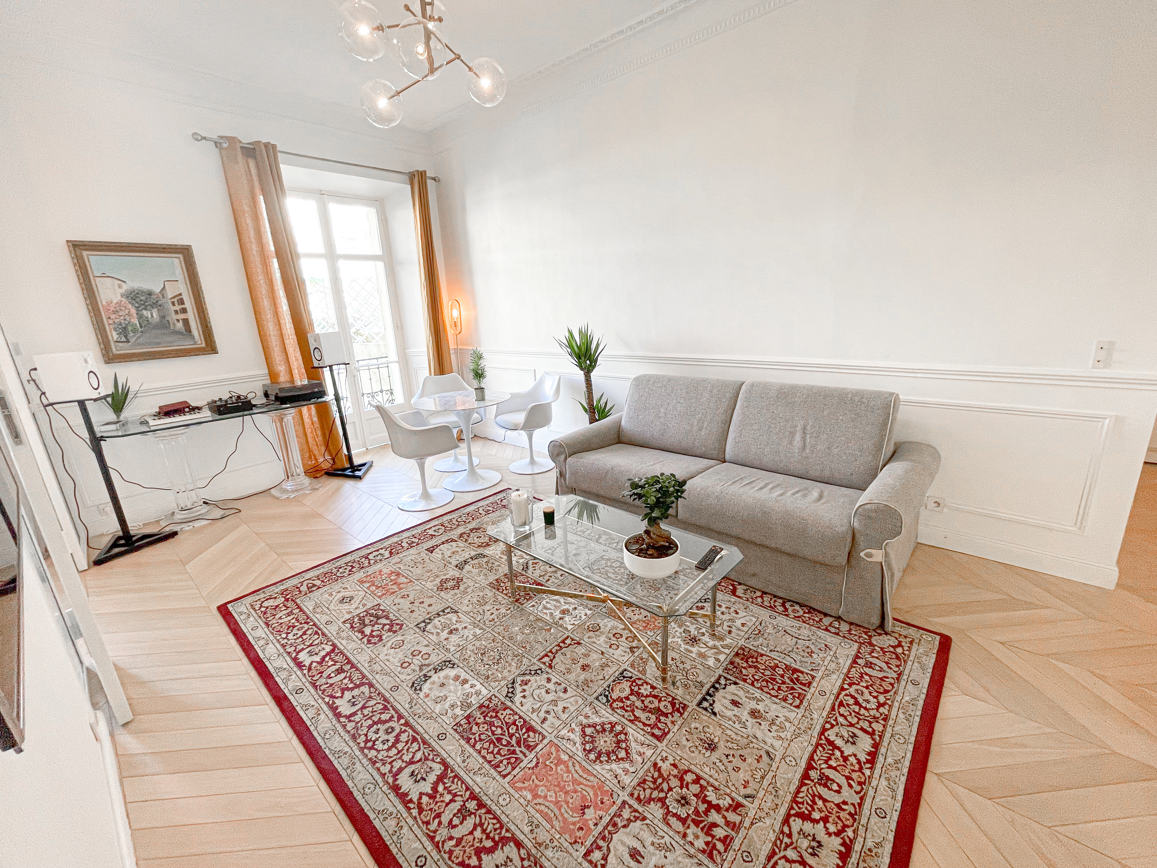 ID 110 RIOUFFE - 1BEDROOM 24