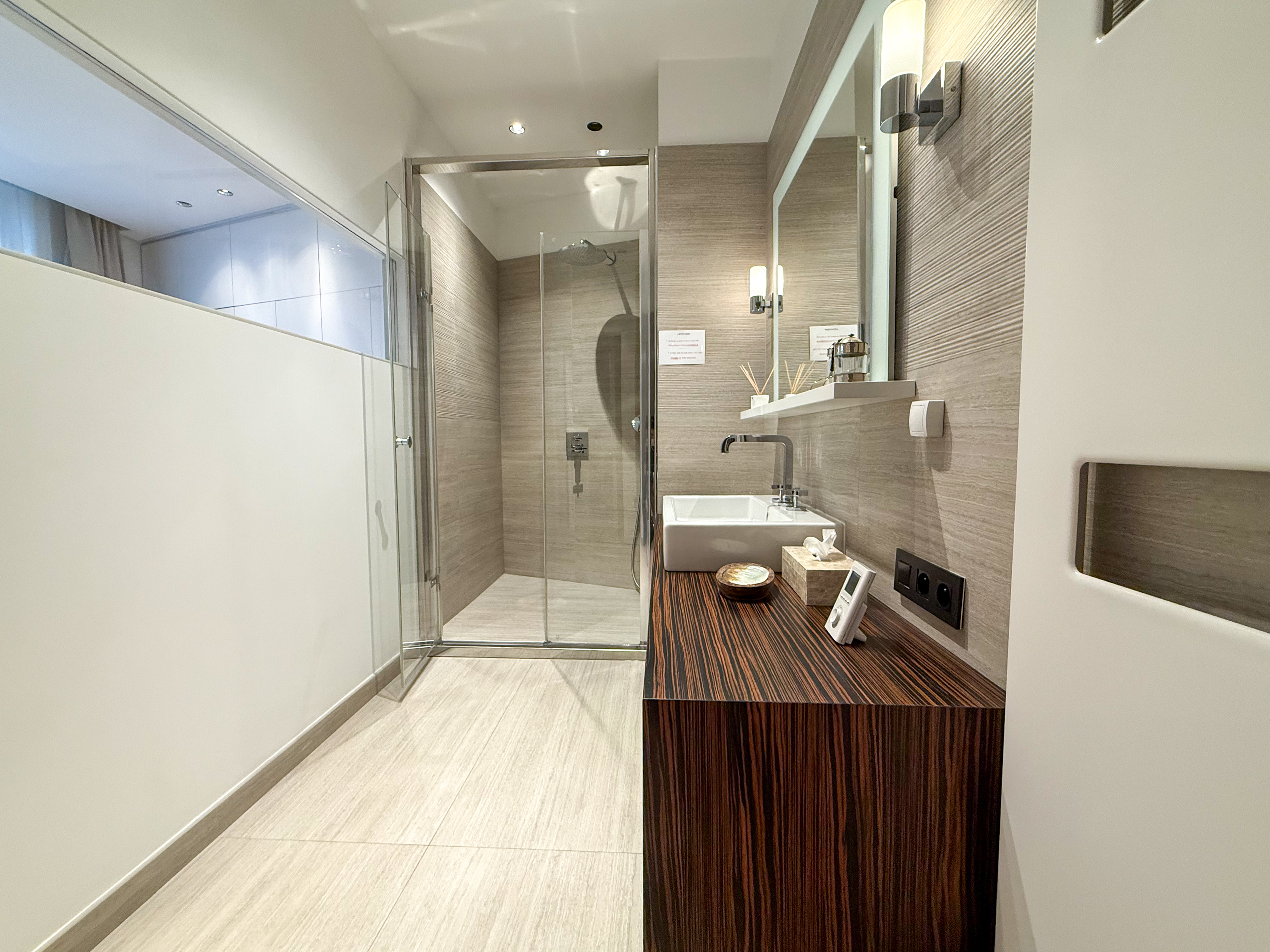 ID343 Antibes - Luxury 3 bedroom apartment 40