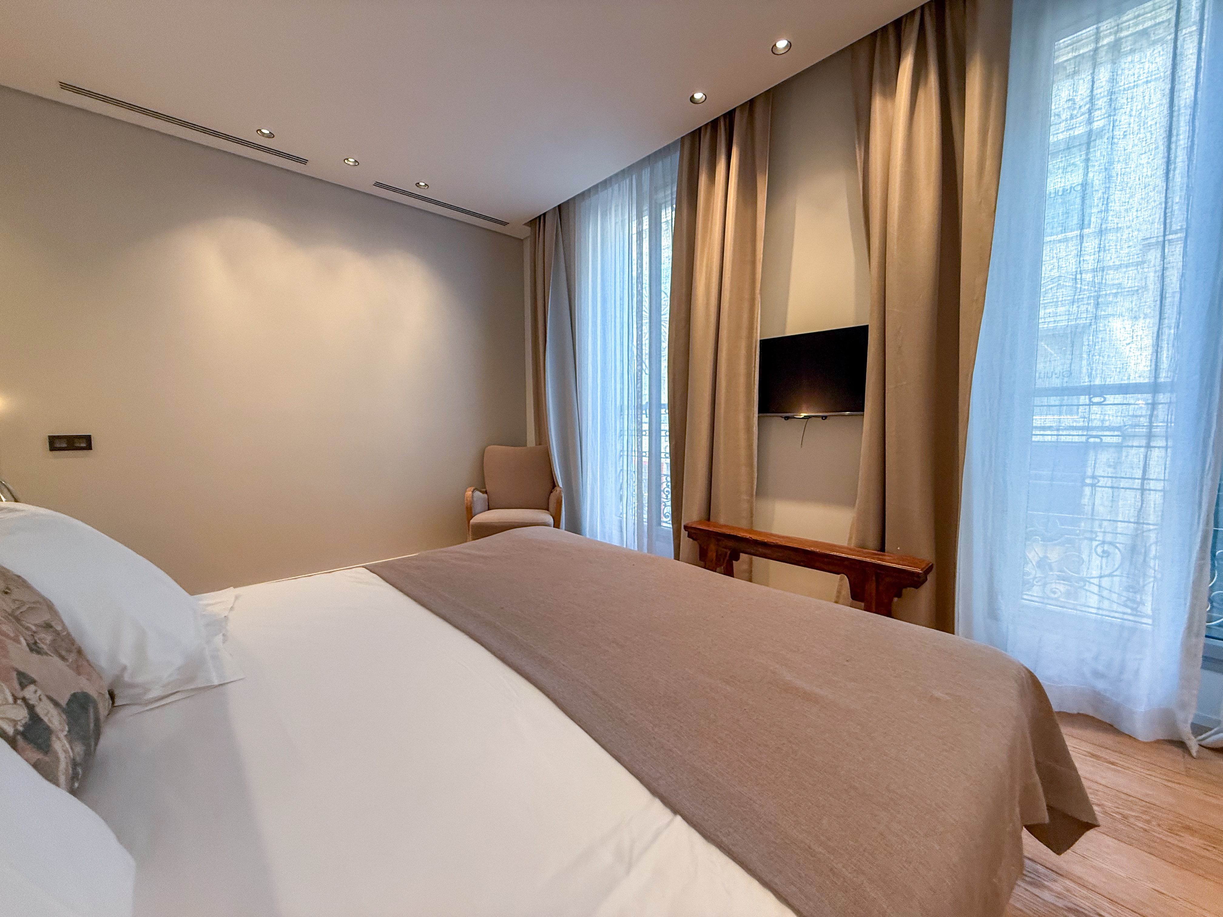 ID343 Antibes - Luxury 3 bedroom apartment 33